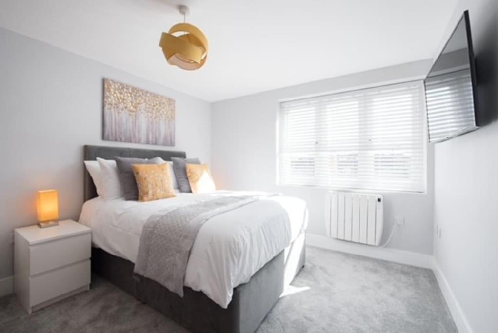 Beautiful, Spacious 1 Bed Flat Brentwood Kültér fotó