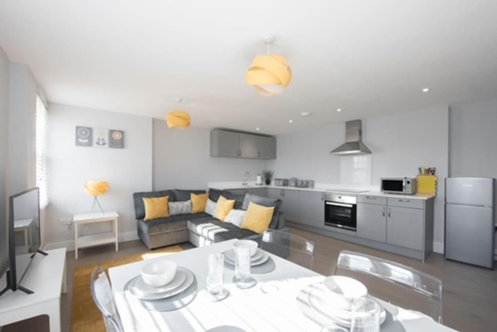 Beautiful, Spacious 1 Bed Flat Brentwood Kültér fotó